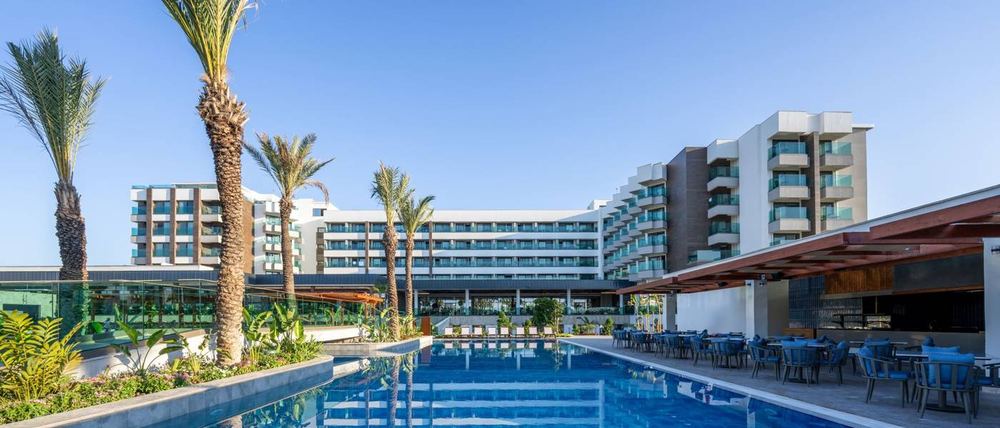 Die Anlage des Süral Saray mit Pool